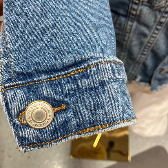 I &‎ M Denim Jean Jacket Womens Small Medium Wash Cropped Raw Hem Distressed - Picture 7 of 15